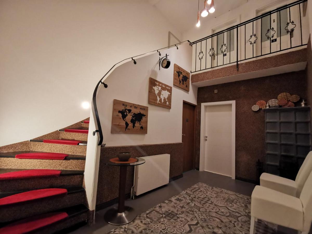 Pension Foehrenhain Герасдорф-бай-Вин Экстерьер фото