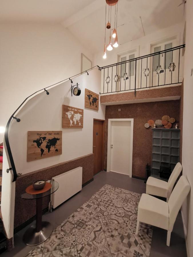 Pension Foehrenhain Герасдорф-бай-Вин Экстерьер фото